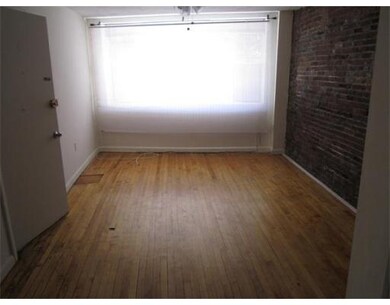 11 Charter St unit 1, Boston, MA 02113 - photo 2