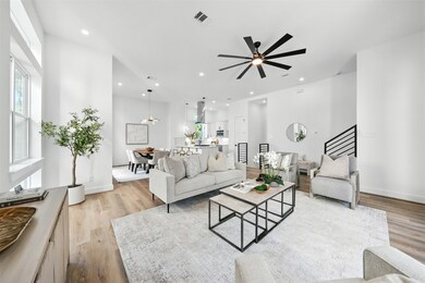 1913 Hoskins Dr unit I, Houston, TX 77080 - photo 3