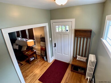28 5th St, Schenectady, NY 12302 - photo 5