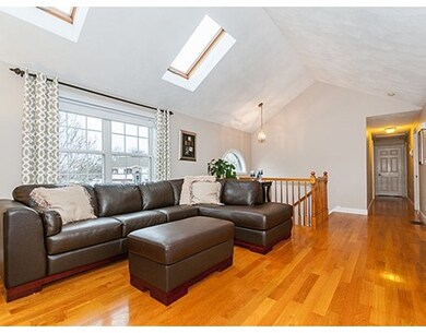 3 David Cir, Stoneham, MA 02180 - photo 4