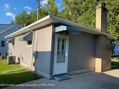 3206 Alden Dr, Lansing, MI 48910 - photo 2