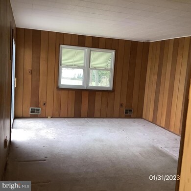 5 Cherry Brook Ln, East Windsor, NJ 08520 - photo 3