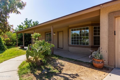 Exterior front right
