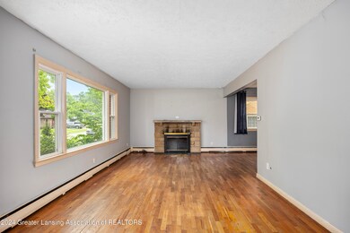 2506 Chatham Rd, Lansing, MI 48910 - photo 5