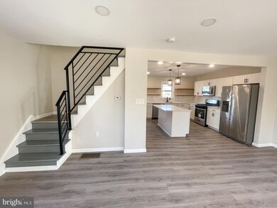 323 Woodbury Lake Rd, Woodbury, NJ 08096 - photo 6