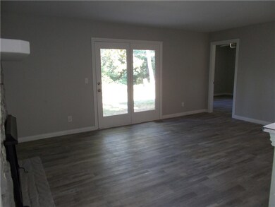 2306 Living Room toward back patio