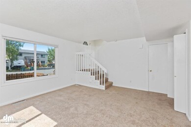 22-Living Room MS_1738