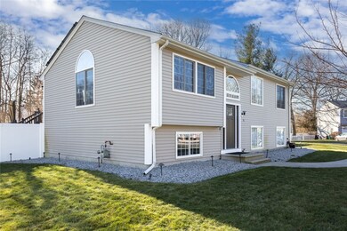 36 Step Cir, Warwick, RI 02889 - photo 4