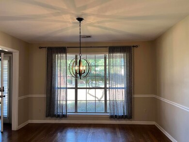 Lots of space for Entertaining featuring hardwood 