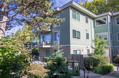 3204 81st Place SE unit 303, Mercer Island, WA 98040 - photo 2