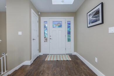 8440 SW Marine View St, South Beach