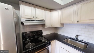 1703 Yardley Commons, Yardley, PA 19067 - photo 6