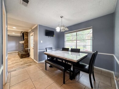 1403 Corral Dr, Houston, TX 77090 - photo 6