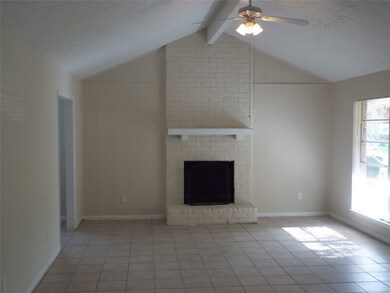 3602 Mayfield Oaks Ln, Houston, TX 77088 - photo 3
