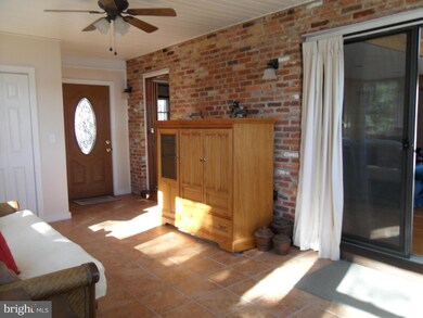 479 N Lakeshore Dr, Louisa, VA 23093 - photo 3