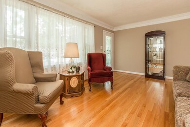 8215 Zelma Fields Ave, Louisville, KY 40228 - photo 3