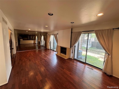 5216 Brett Ct unit 53, West Bloomfield, MI 48322 - photo 5