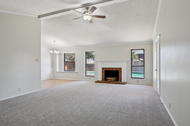 1209 Stonelake Dr, Cleburne, TX 76033 - photo 5