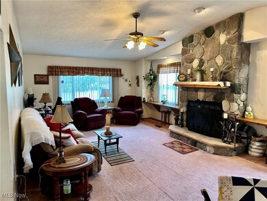 1515 Swigart Rd, Barberton, OH 44203 - photo 3