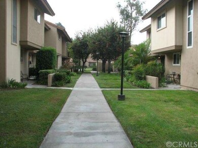Greenbelt in front of unit 