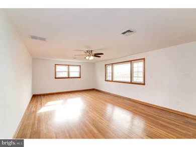 310 Harmony Rd, Gibbstown, NJ 08027 - photo 4