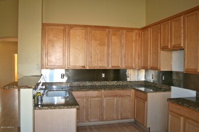 Great kitchen with granite countertops