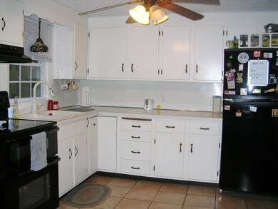 27 Burgate St, Chepachet, RI 02814 - photo 4