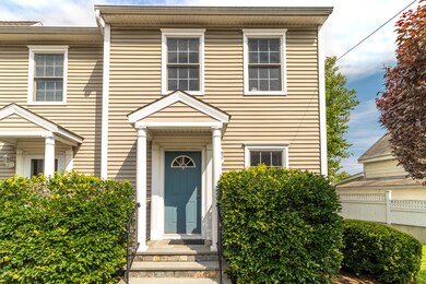 287 Davis Ave unit C, Greenwich, CT 06830 - photo 2