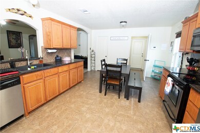 3417 Dalton St, Copperas Cove, TX 76522 - photo 5