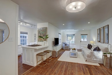 807 Arlington St, Houston, TX 77007 - photo 7