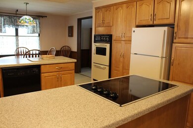 7 Victorian Way, West Bridgewater, MA 02379 - photo 3