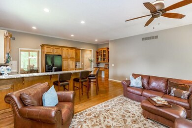 6019 Noreston St, Shawnee, KS 66218 - photo 7