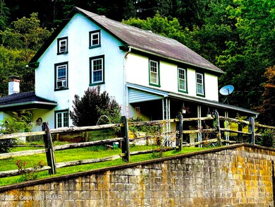 4045 Limeport Pike unit 4079, Zionsville, PA 18092 - photo 2