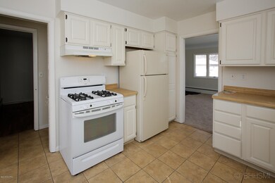 3721 devonshire-106