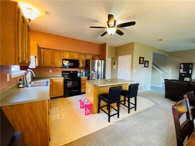 2341 Meadow Bend Dr, Columbus, IN 47201 - photo 6