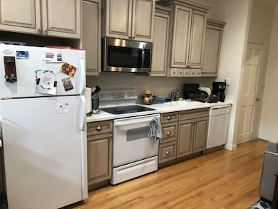 200 Salem St unit C, Boston, MA 02113 - photo 3