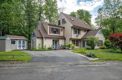 123 Maplewood Cir, Amherst, MA 01002 - photo 2