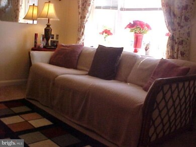 1050 Middlesex Rd, Essex, MD 21221 - photo 3