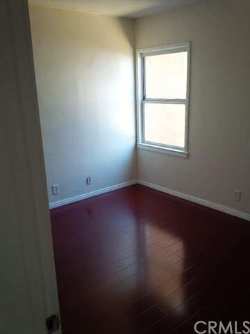 1106 E 121st Place, Los Angeles, CA 90059 - photo 5