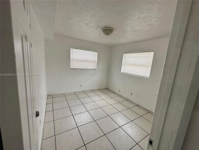 2534 NW 139th St unit 3, Opa Locka, FL 33054 - photo 7