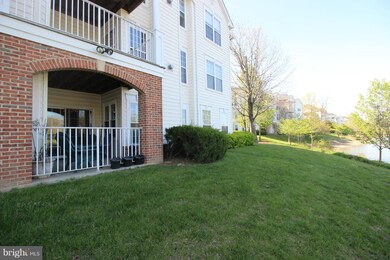 43114 Watercrest Square unit 102, Chantilly, VA 20152 - photo 4