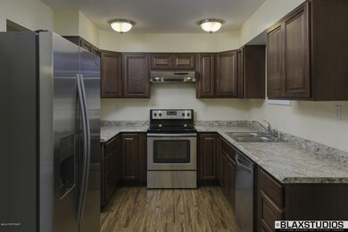 011-Kitchen (4 of 5)