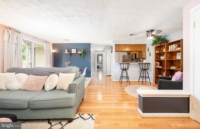 821 Stratford Way unit G, Frederick, MD 21701 - photo 3