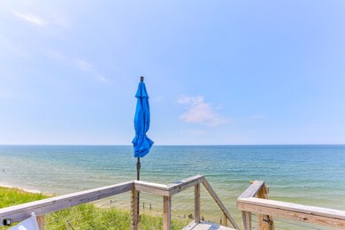 17361 Beachview Dr, Port Sheldon Townshi