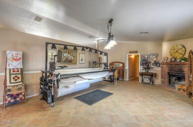 Family Room (2)-SMALL
