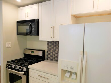 10506 Wolbrook St, Houston, TX 77016 - photo 7