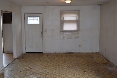 1903 Kulp Ave, Elkhart, IN 46517 - photo 2