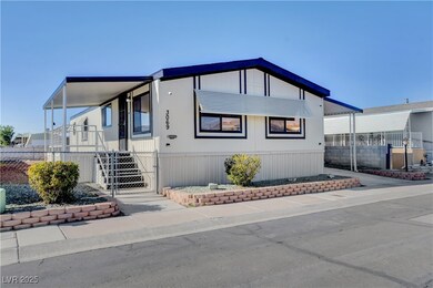 3069 Gavilan Ln, Las Vegas, NV 89122 - photo 4