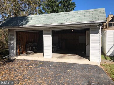 11030 Hickory School Rd, Williamsport, MD 21795 - photo 3