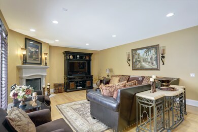 3480 Crescent Ln, Glenview, IL 60026 - photo 7